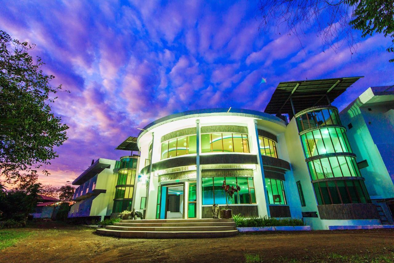 Galapagos Tortuga Bay Hotel Puerto Ayora  Esterno foto