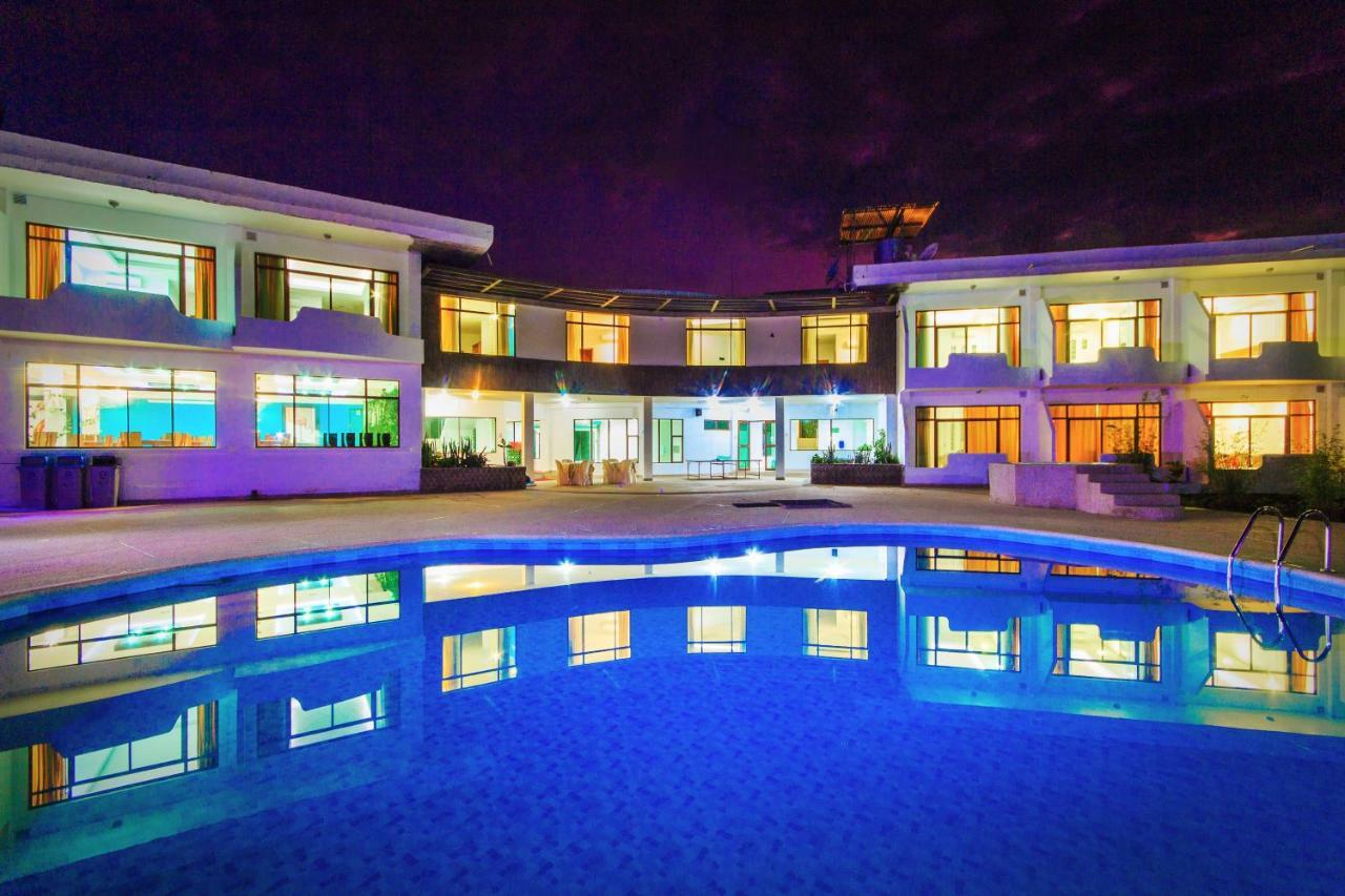 Galapagos Tortuga Bay Hotel Puerto Ayora  Esterno foto